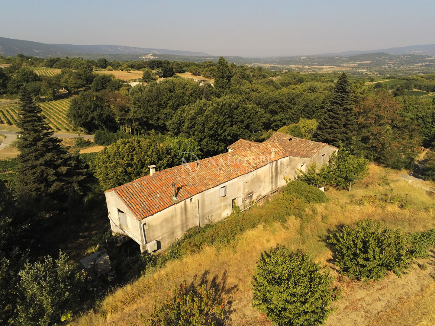 MAS à Rénover  sur 2 hectares de terrain