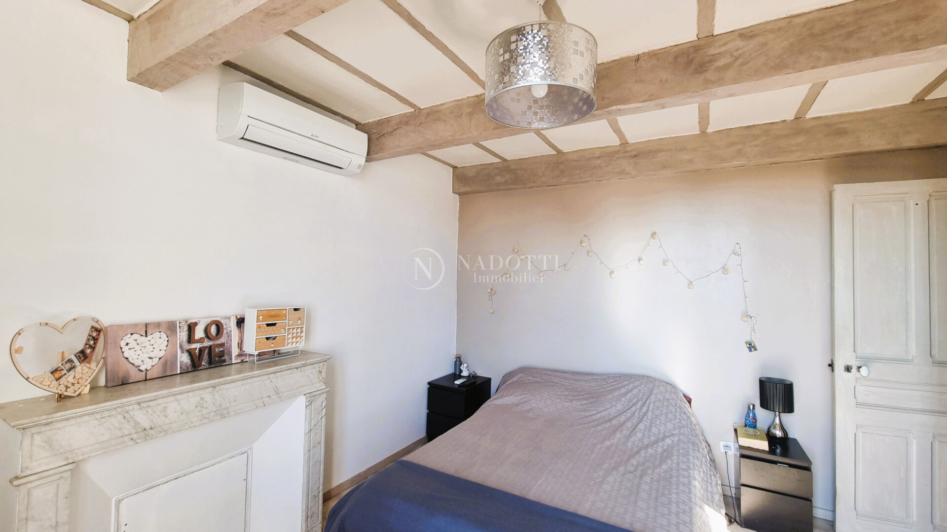 Maison L Isle Sur La Sorgue 4 pièce(s) 105 m2, cour intérieure, proche centre