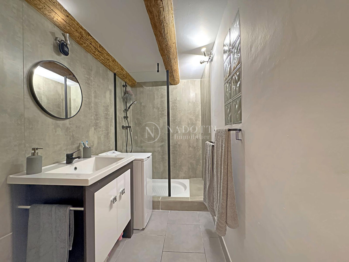 Appartement 2 pièces 42 m² · à Cadenet · 42 m² · 188 500 €