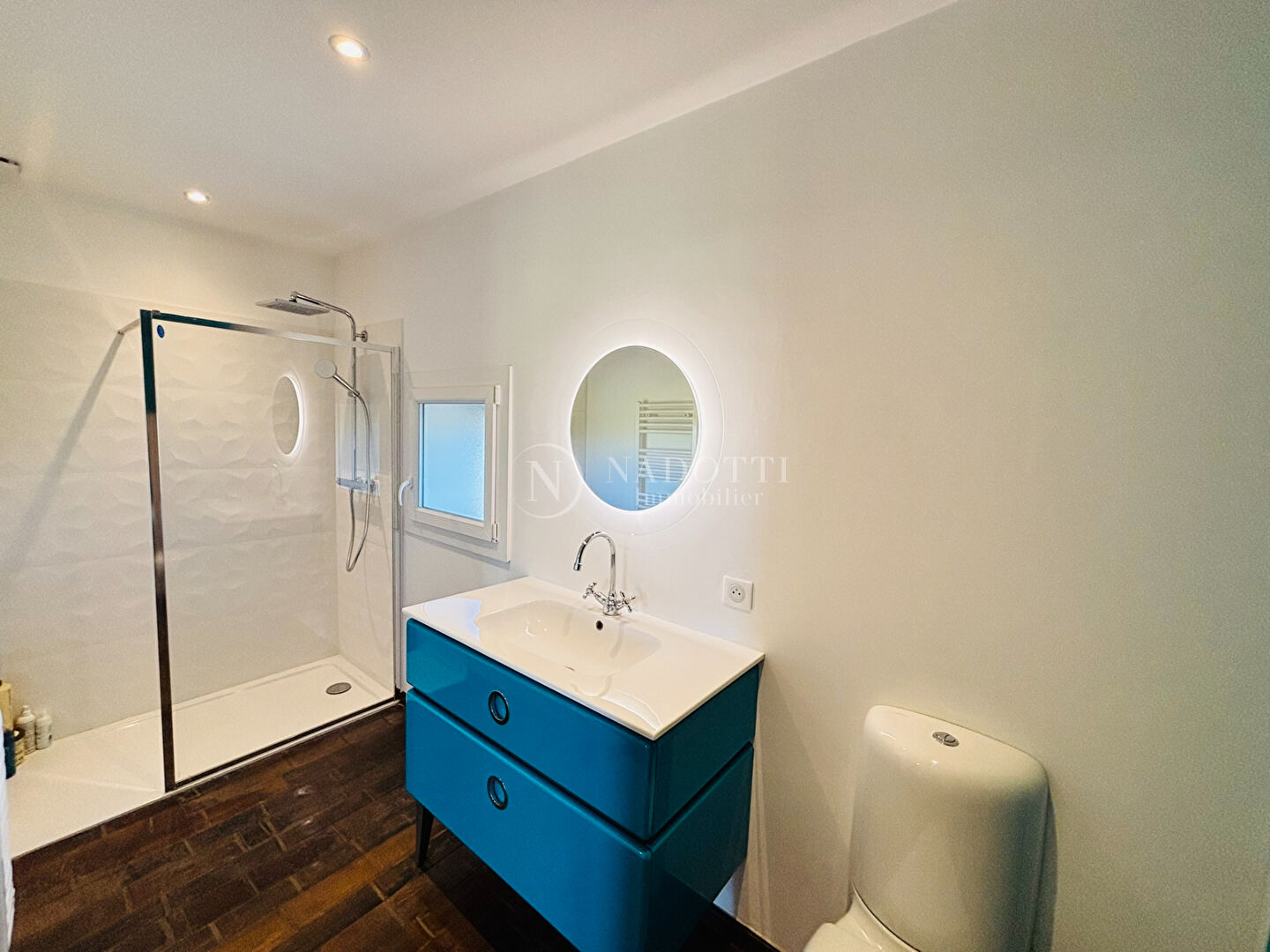 Maison 6 pièces 164 m² · à L'Isle-sur-la-Sorgue · 164 m² · 499 000 €