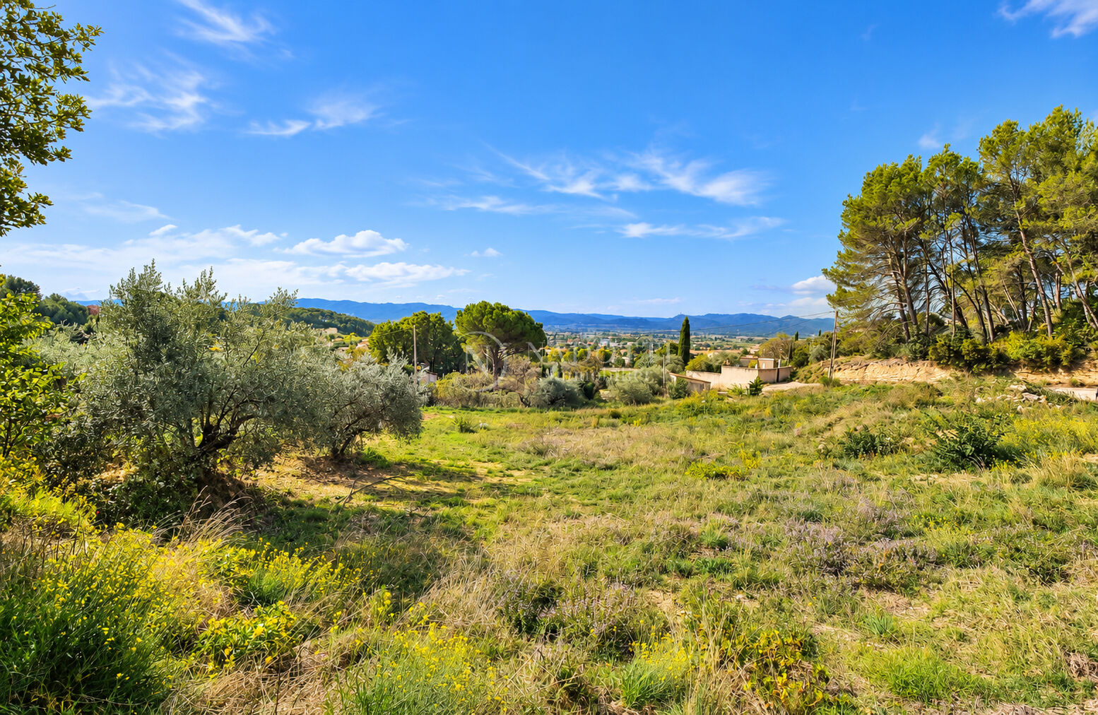 Terrain 148 m² · à Cadenet · 148 m² · 315 000 €